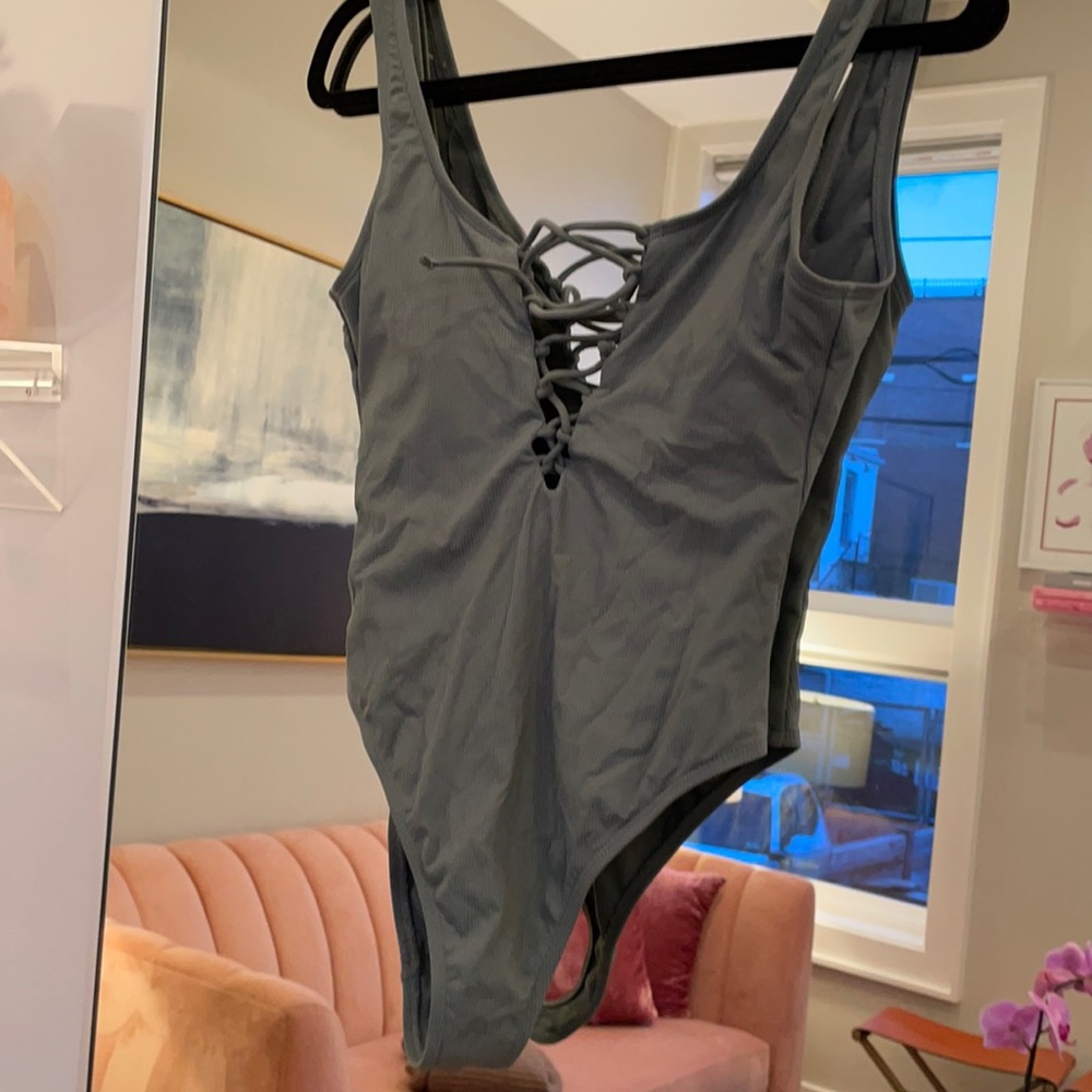 Swoop back v neck one piece swimsuit